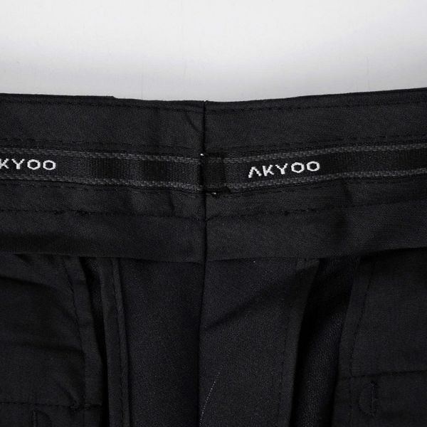 Chi tiết quần âu đen họa tiết big size nam AKYOO