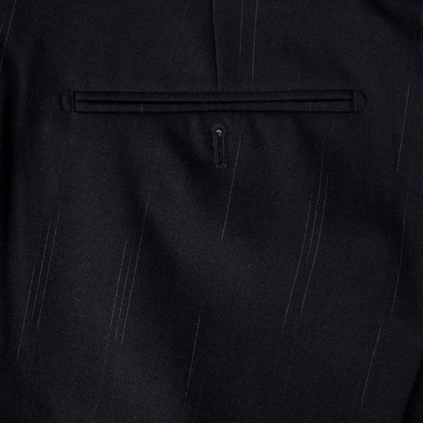 Chi tiết quần âu đen họa tiết big size nam AKYOO