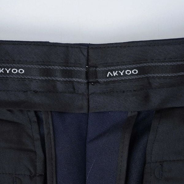 Chi tiết quần âu xanh họa tiết big size nam AKYOO