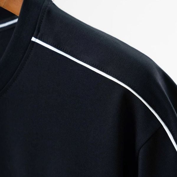 Chi tiết set bộ thun đen viền big size nam AKYOO