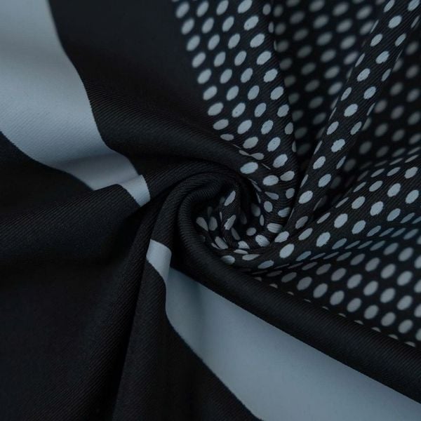 Chi tiết set bộ thể thao đen big size nam AKYOO