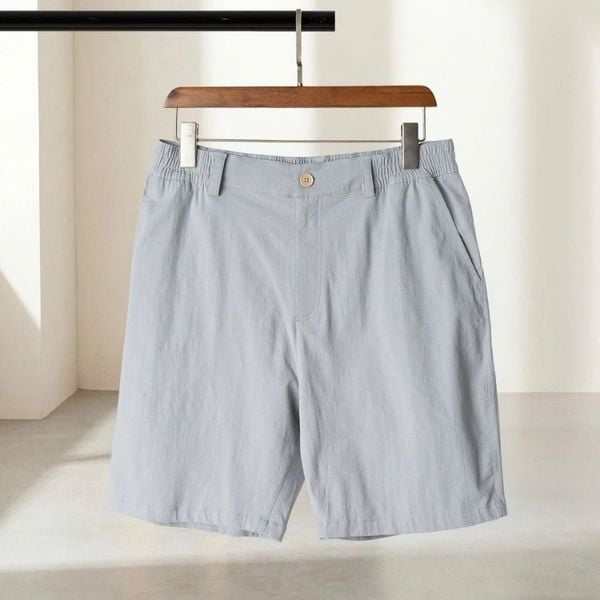 Mặt trước quần short đũi ghi big size nam AKYOO cạp nút phối lưng thun