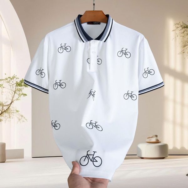 Chi tiết áo polo trắng in xe big size nam akyoo