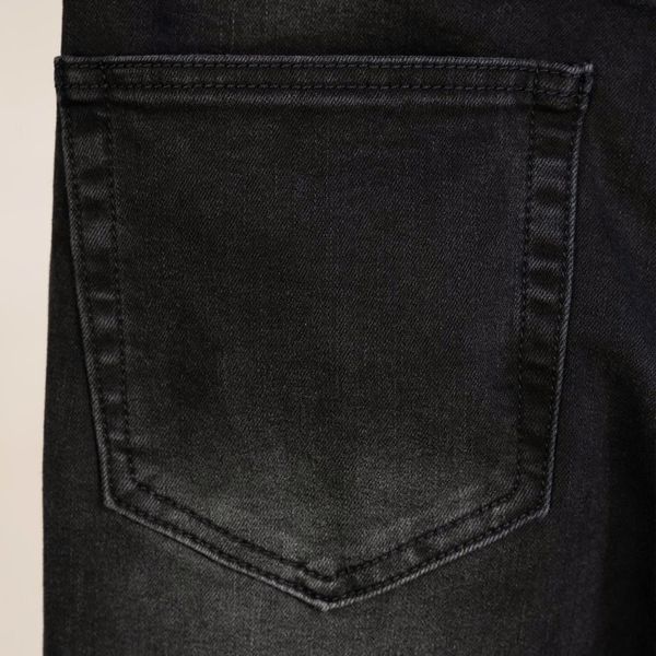 Chi tiết quần jean đen xước big size nam Akyoo