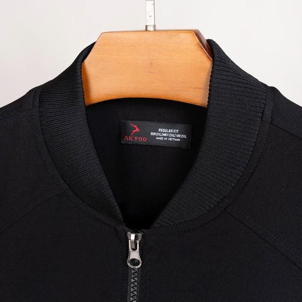 Mô tả chi tiết áo khoác bomber chần bông big size nam Akyoo