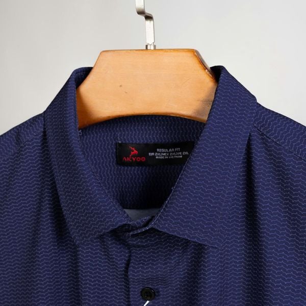 Mô tả chi tiết áo sơ mi in than big size nam AKYOO