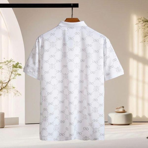 Mô tả chi tiết áo polo trắng in big size nam AKYOO