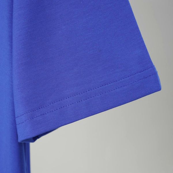 Chi tiết áo thun xanh in big size nam AKYOO