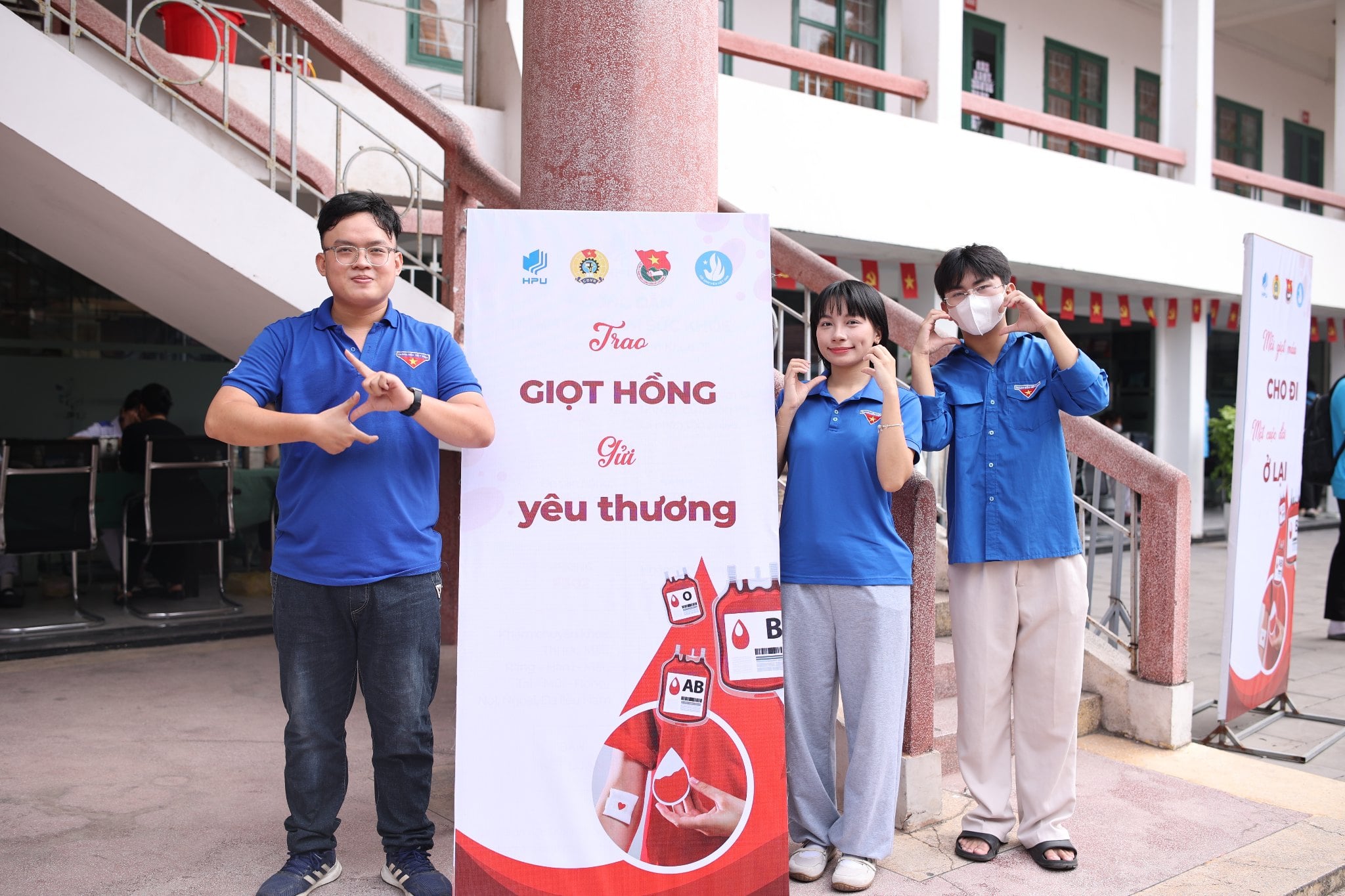 Lan tỏa nghĩa cử cao đẹp, Hiến máu nhân đạo tại trường Đại học Quản lý và Công nghệ Hải Phòng