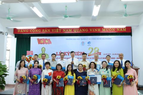 HPU kỷ niệm 28 năm thành lập và công bố quyết định bổ nhiệm các vị trí quản lý nhiệm kỳ 2025 – 2030
