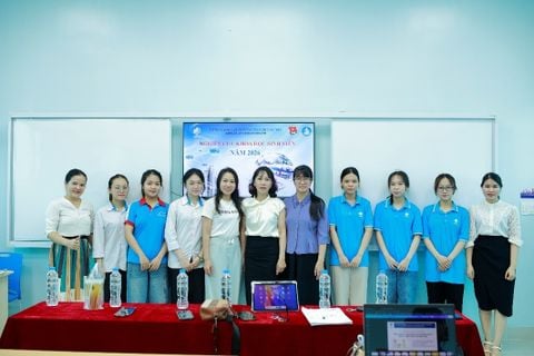 Hội thảo Khoa học Sinh viên Khoa Quản trị kinh doanh Học kỳ 2 năm học 2025 – 2026: Lan tỏa tinh thần nghiên cứu, Kết nối tri thức với thực tiễn