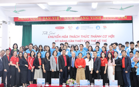 HPU tổ chức Talkshow “Chuyển hóa thách thức thành cơ hội – Kỹ năng cần thiết cho thế hệ trẻ” và giao lưu với Công ty BHNT Dai-ichi Việt Nam