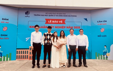 Bảo vệ khóa luận tốt nghiệp ngành Kỹ thuật môi trường: Gắn nghiên cứu khoa học với thực tiễn và phát triển bền vững