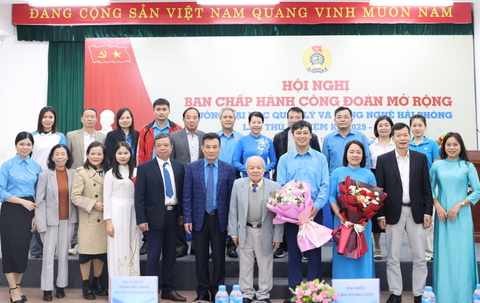 Mong Nhà trường tiếp tục là niềm tự hào của người dân Hải Phòng