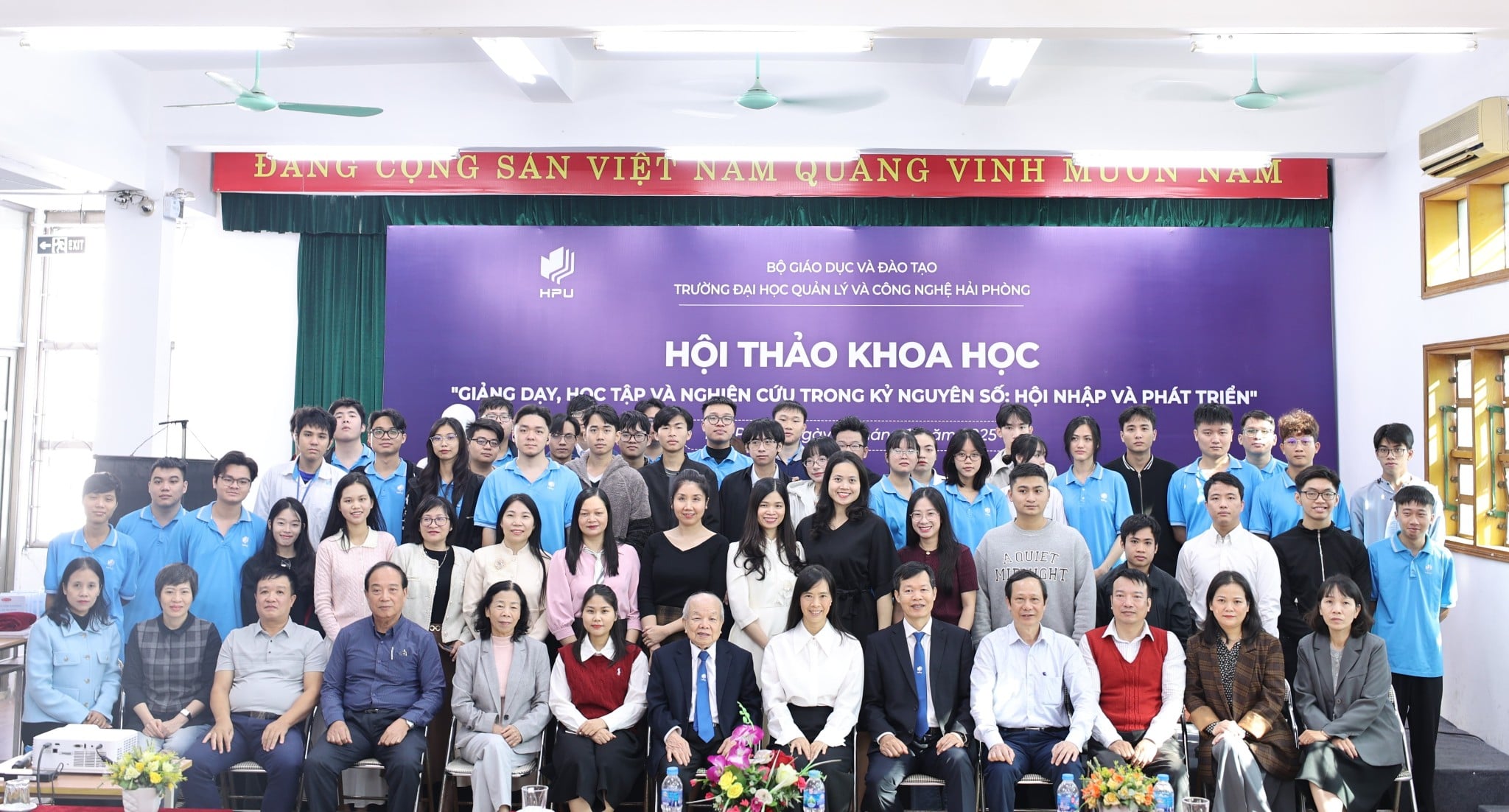 Hội thảo Khoa học HPU 2025: “Giảng dạy, học tập và nghiên cứu trong kỷ nguyên số”