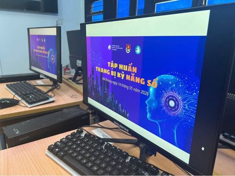 Đoàn thanh niên Trường đại học Quản lý và Công nghệ Hải Phòng tập huấn trang bị kỹ năng số cho Sinh viên