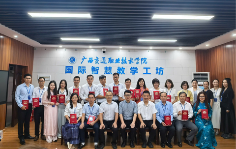 Giảng viên HPU Tham gia lớp Bồi dưỡng Cán bộ Quản lý giáo dục tại Nam Ninh – Quảng Tây, Trung Quốc