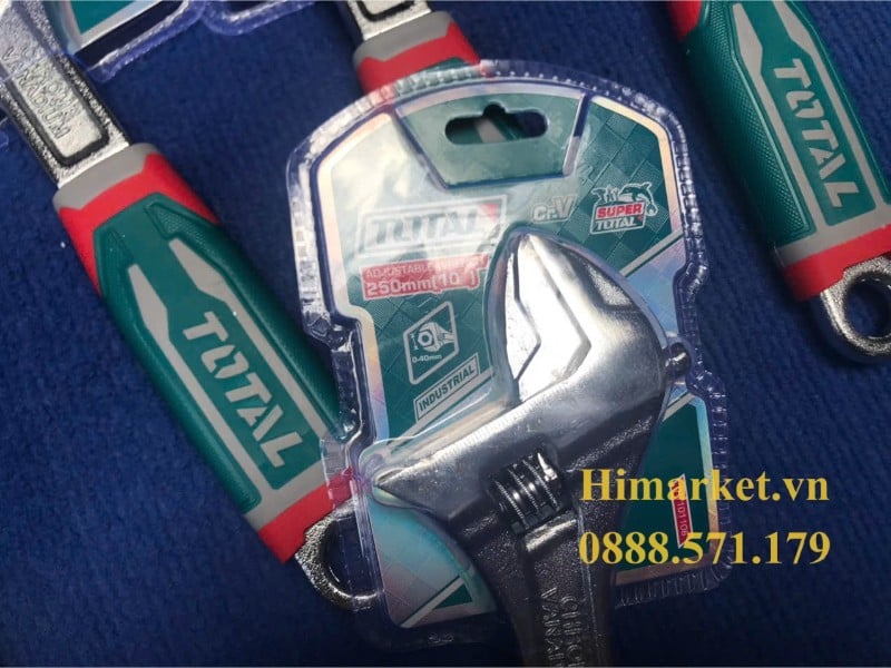 Cận cảnh thông số kỹ thuật và độ mở hàm của mỏ lết Total THT101106