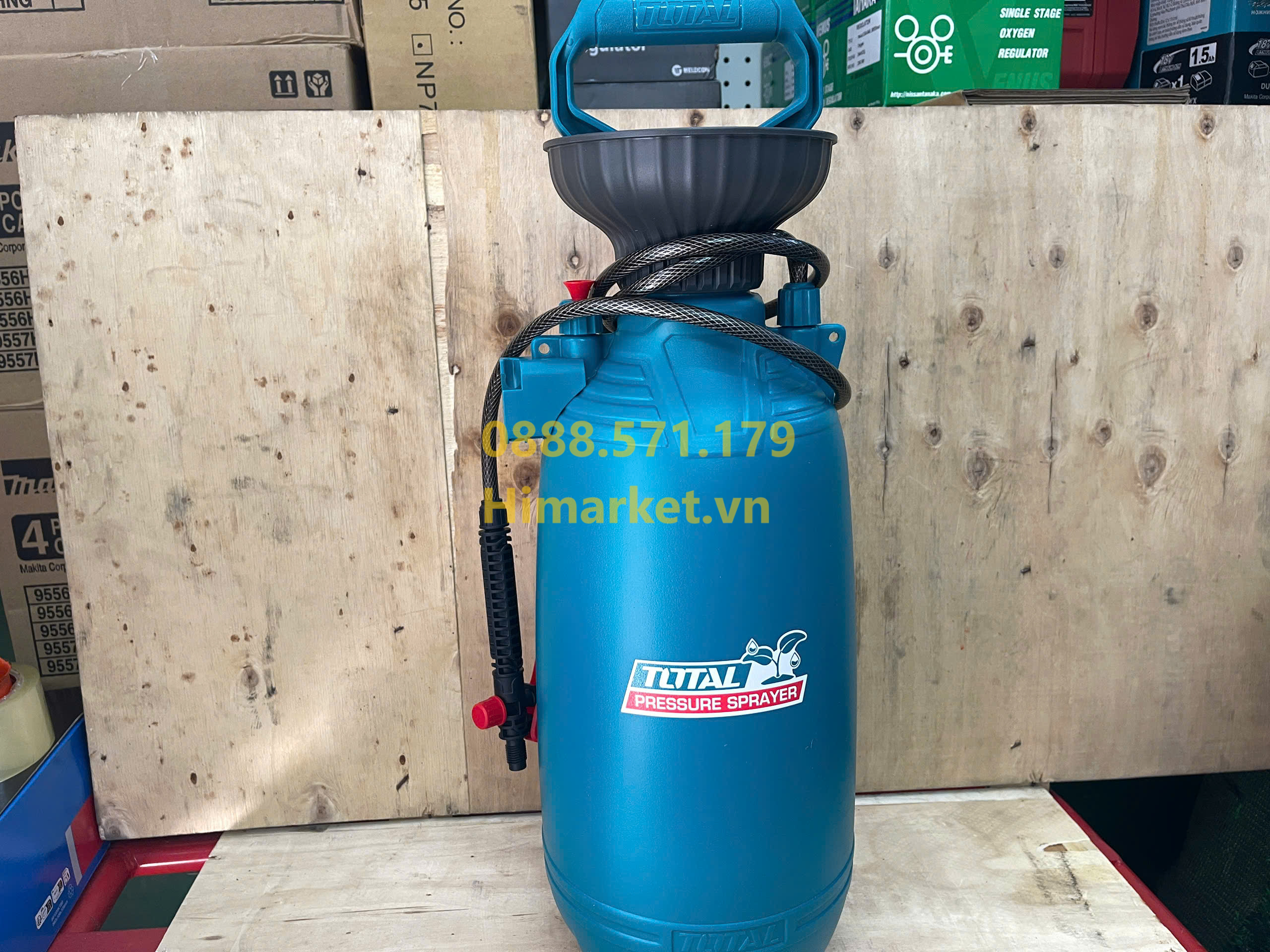 Bình xịt nước tưới cây 8L Total THSPP30802