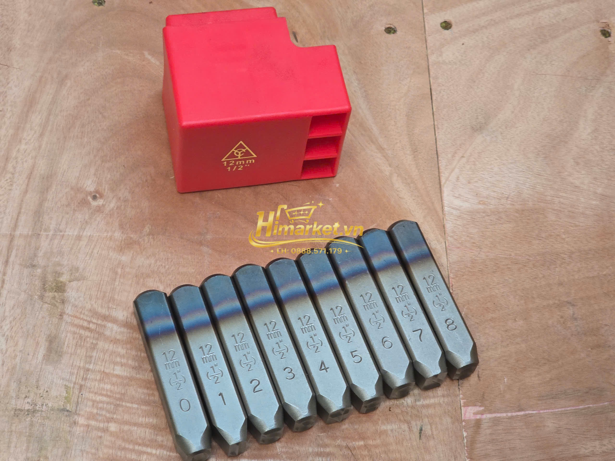 Trọn bộ đóng số xuôi dập kim loại 12mm YC YC-602-12.0 ngăn nắp trong hộp nhựa