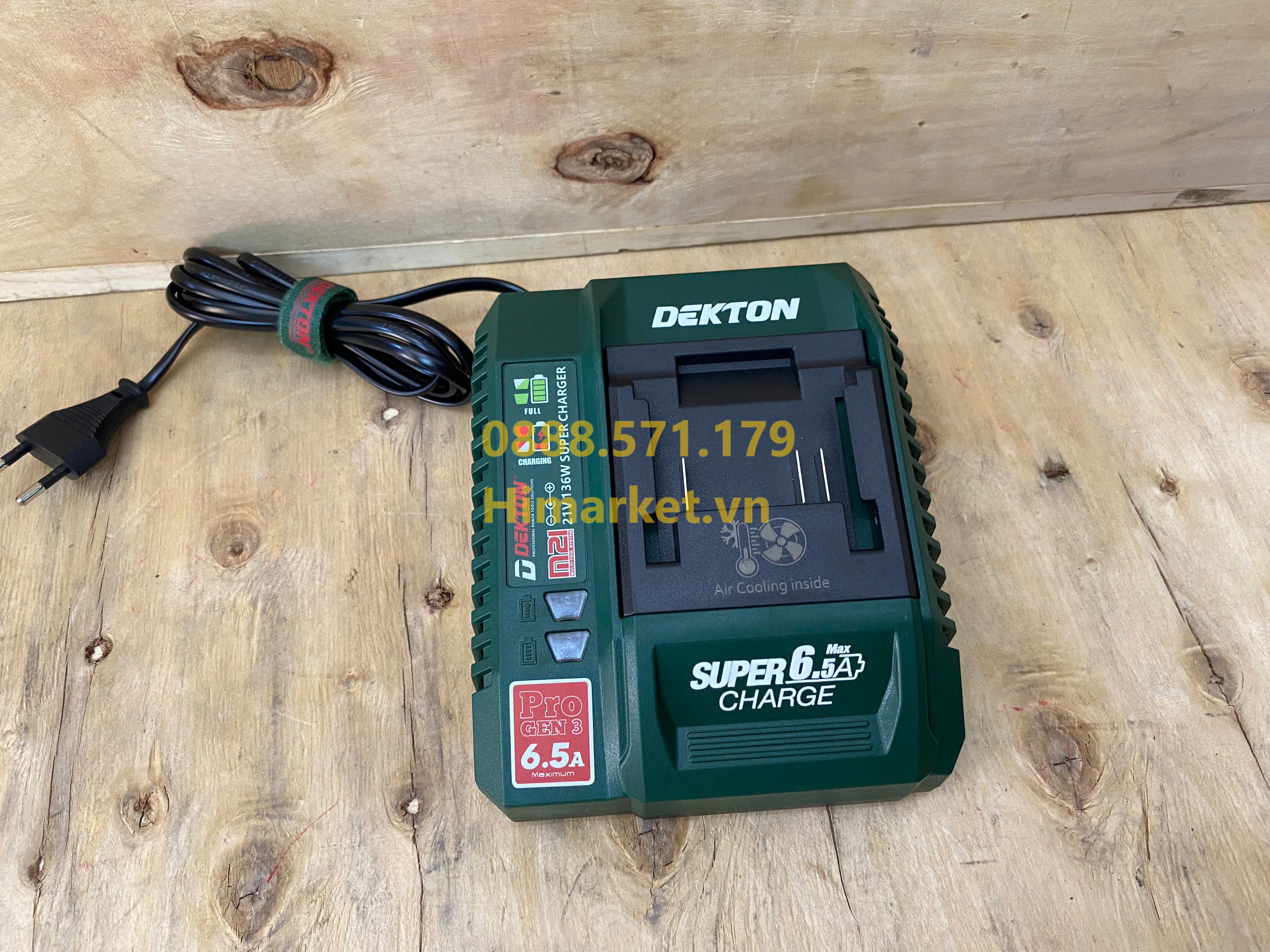 sạc pin dekton m21 s65pro 21v 6.5a