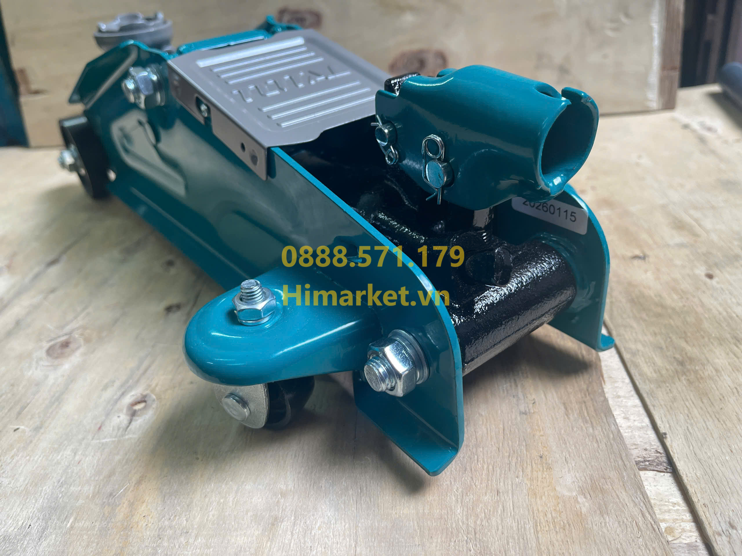 kich-nang-o-to-total-tht10821-2-tan