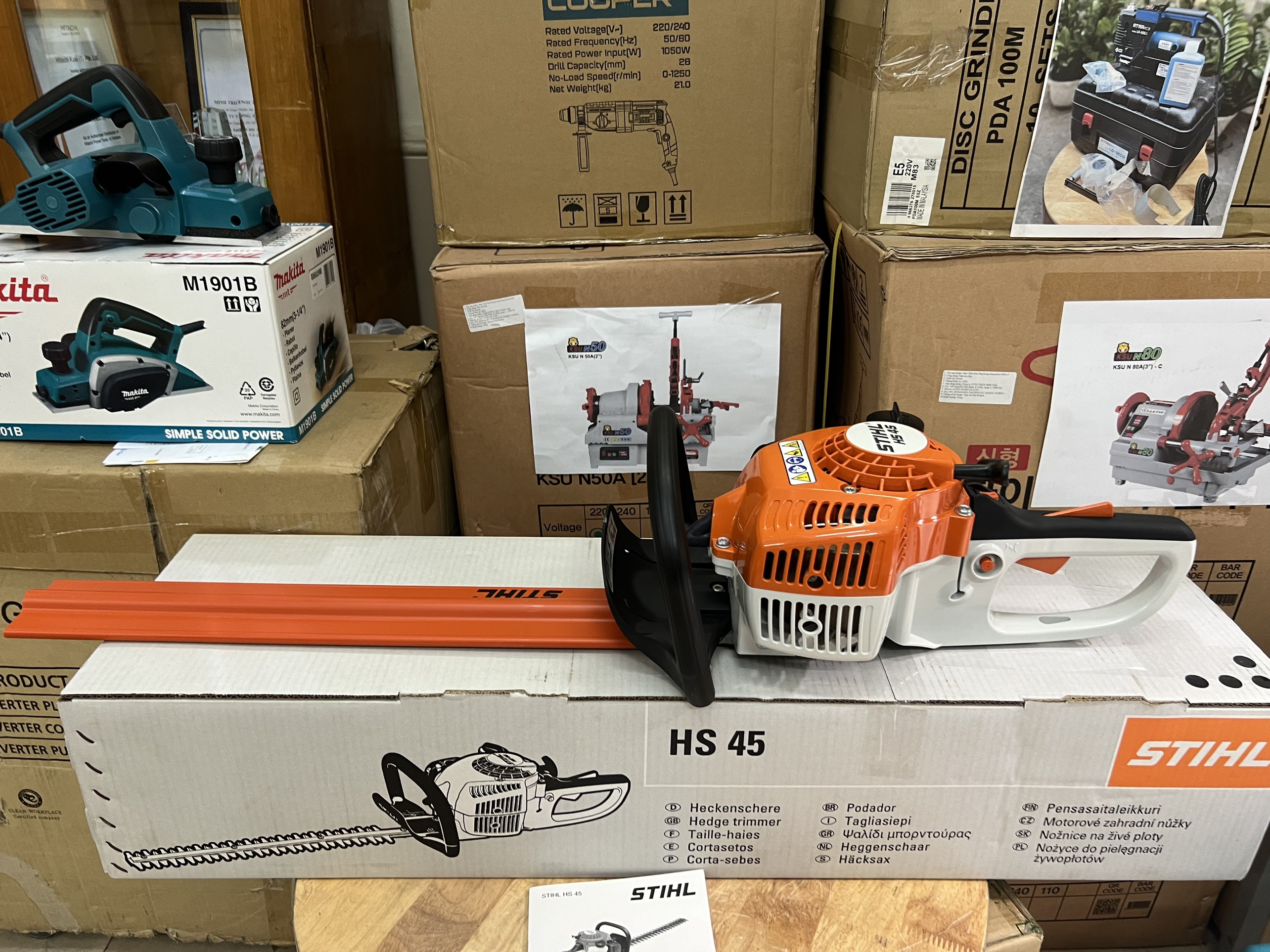 Máy Cắt Tỉa Hàng Rào Stihl HS45 tổng thể