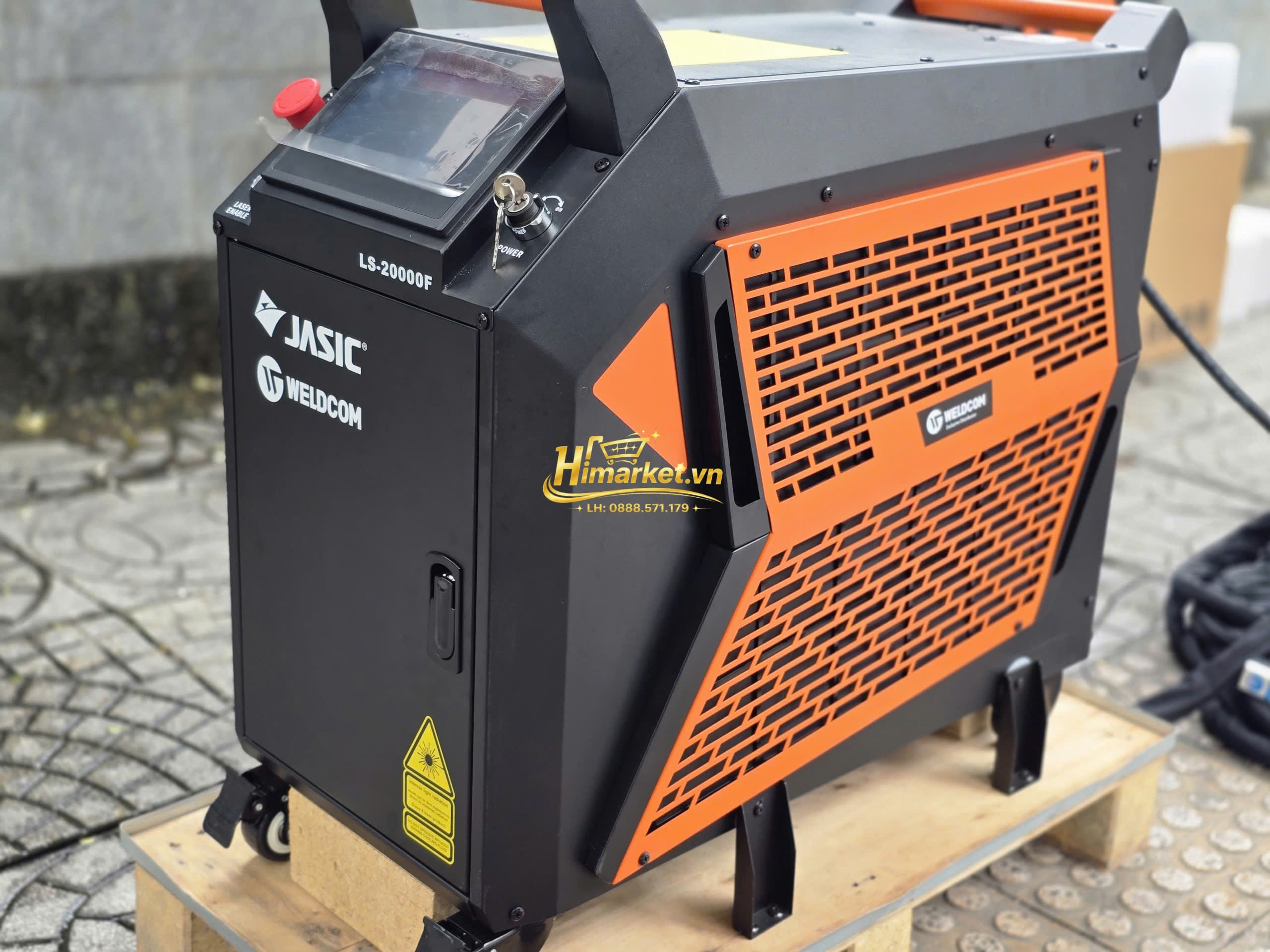 Thiết kế máy hàn Laser Jasic LS-20000F Góc trước bên phải máy hàn Laser Jasic LS-20000F 2000W thế hệ 3
