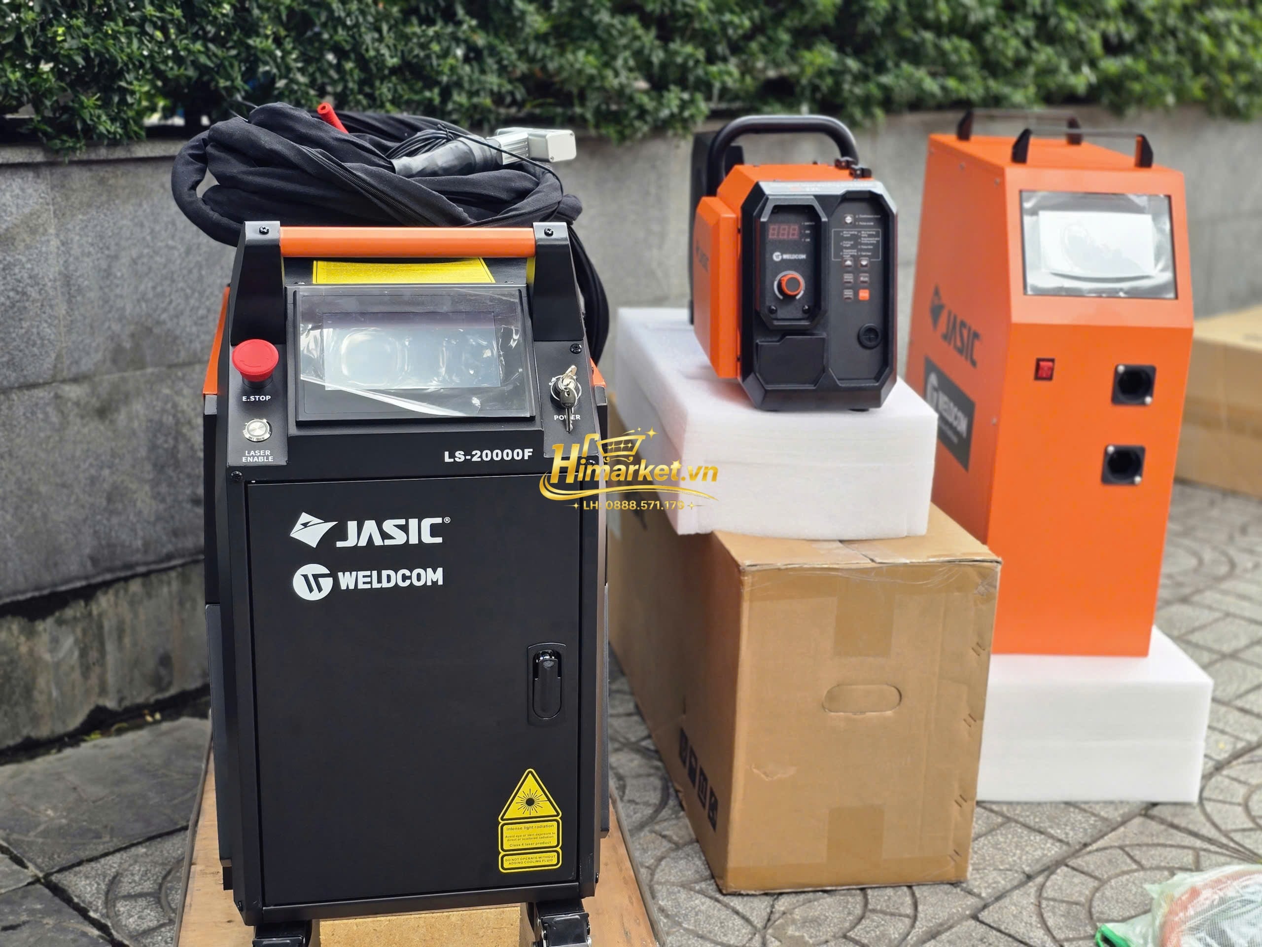 Hệ thống Jasic LS-20000F 2000W Hệ thống máy hàn Laser Jasic LS-20000F và bộ cấp dây tự động