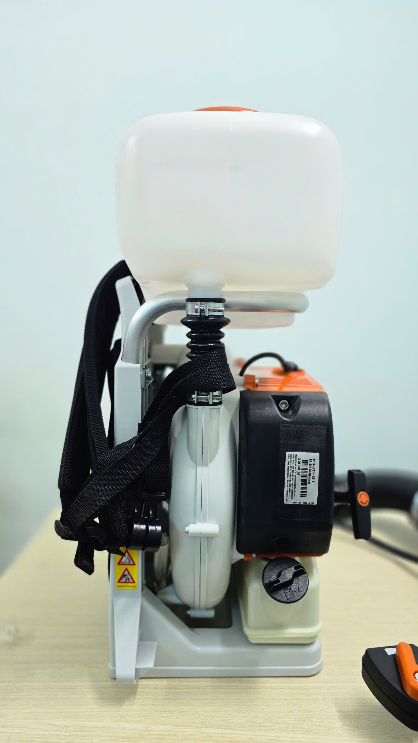Máy Phun Thuốc STIHL SR 420 chi tiết đai đeo