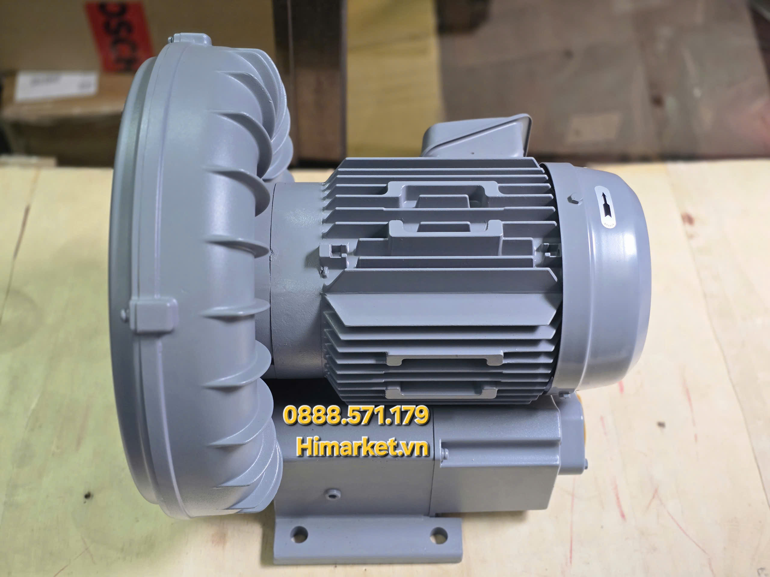 Thông số kỹ thuật trên thân máy Hitachi