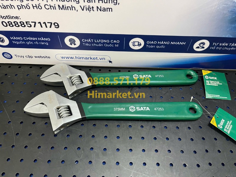 Mỏ lết bọc nhựa Sata 47253 kích thước 15 inch 375mm