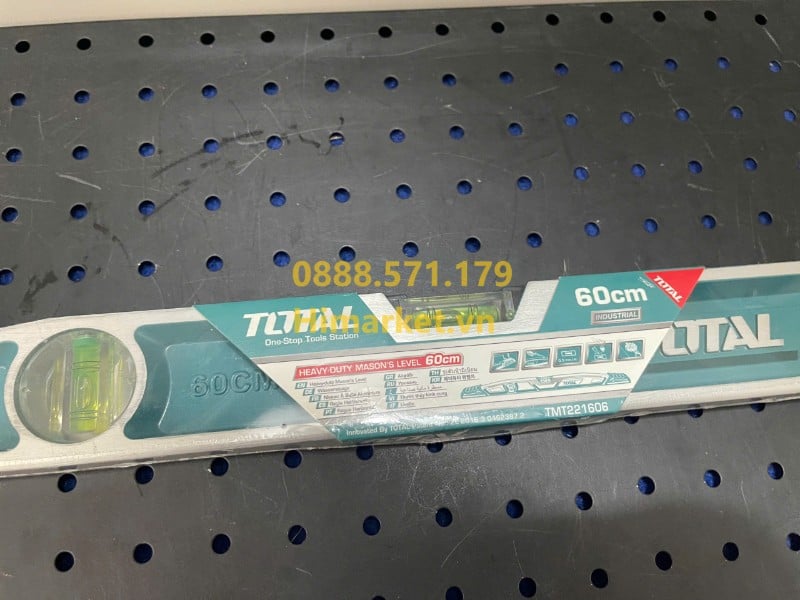 Cạnh thước thủy Total TMT221606