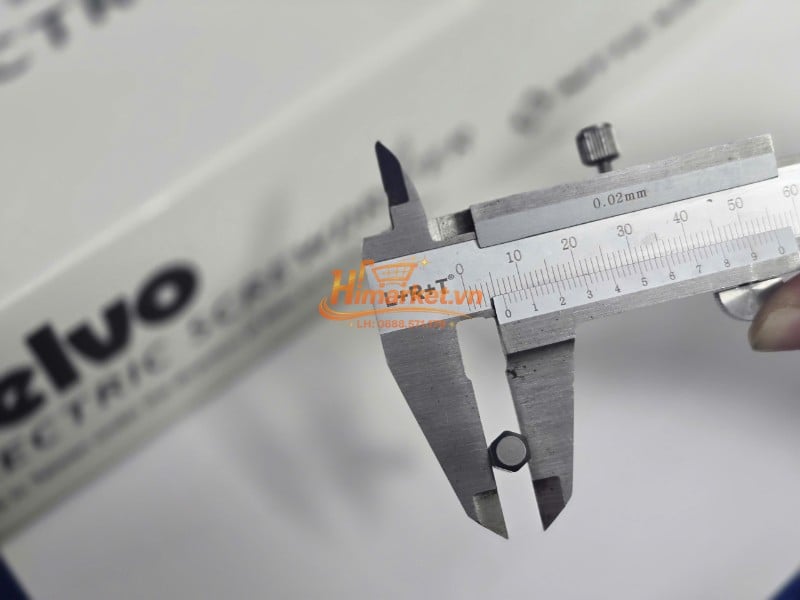 Đo kích thước đầu bit Delvo DLV12SL-CKE CE Máy vặn vít điện Delvo DLV12SL-CKE CE đo kích thước đầu bit bằng thước cặp