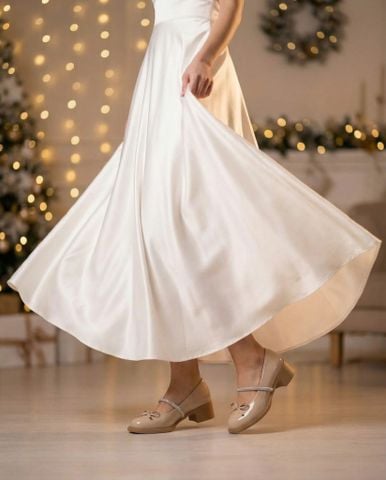 Giày gót thấp – Thanh lịch, dễ chịu