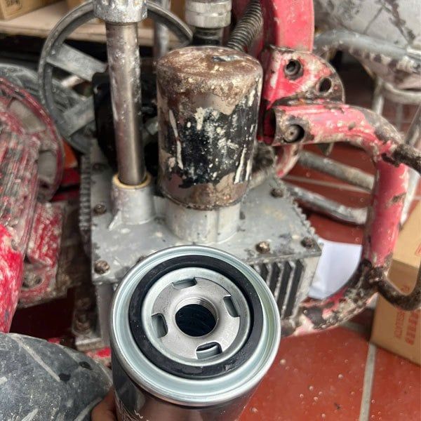 Sửa chữa máy phun sơn piston điện
