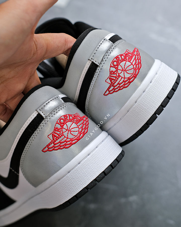 Giày Jordan 1 Low Fire Red Black Matte Silver