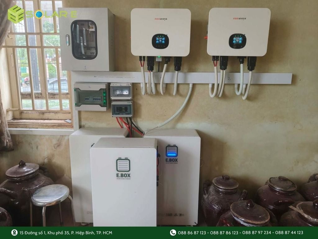 Hệ thống pin lưu trữ EBOX kết hợp inverter Sunways