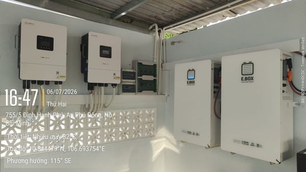 Hệ thống điện mặt trời hybrid hoàn thiện tại nhà ở TP.HCM