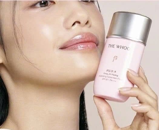 Kem Hyang Hydrating Sunscreen Fluid&nbsp;mang lại khả năng bảo vệ da toàn diện