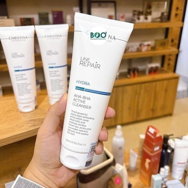 Tổng quan Sữa rửa mặt Christina Line Repair Hydra AHA-BHA Active Cleanser
