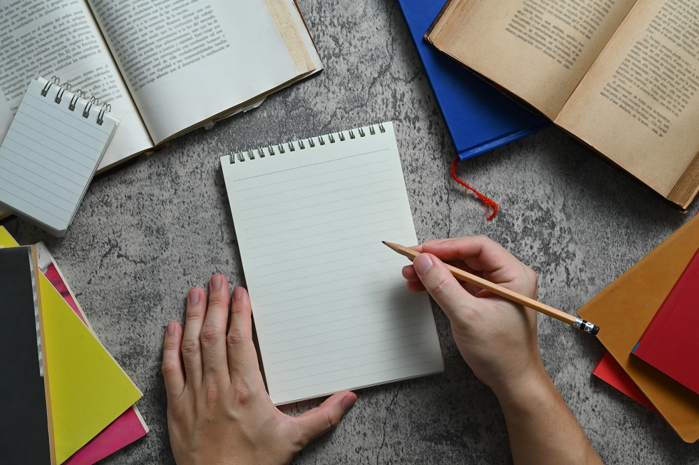 Từ nét bút đến tư duy: Vì sao viết tay giúp não bộ vận động tốt hơn?
