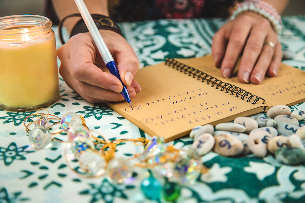 Top 5 dòng bút thích hợp cho việc viết tốc ký