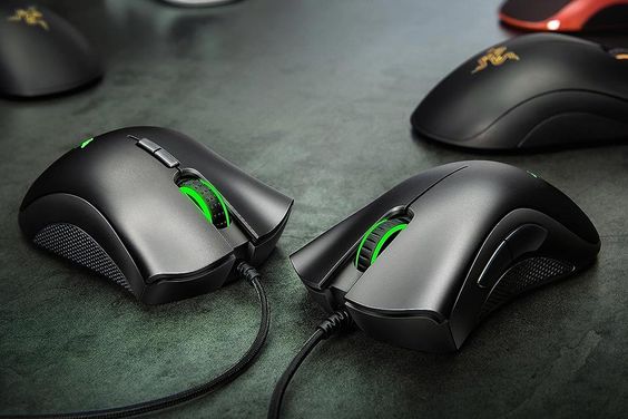02-chuot-gaming-co-day-razer-deathadder-essential-ergonomic-wired-06
