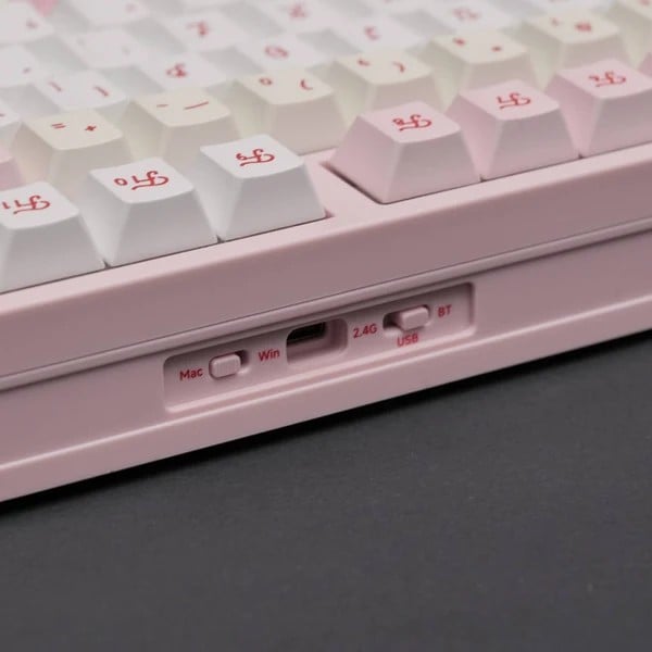 Bàn phím cơ không dây AKKO Hello Kitty 5108 V5 Piano Pro tích hợp nút điều khiển vật lý