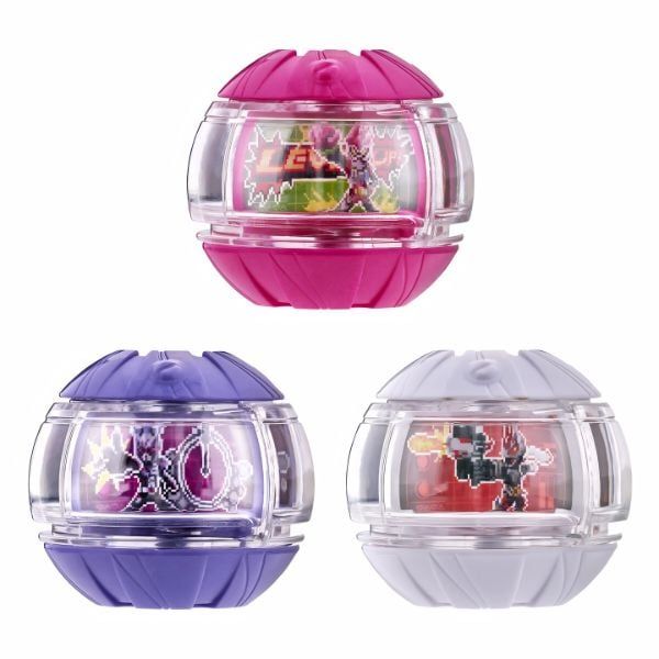 Kamen Rider Zeztz DX Legend Rider Capsem Set 03 - màu sắc chi tiết