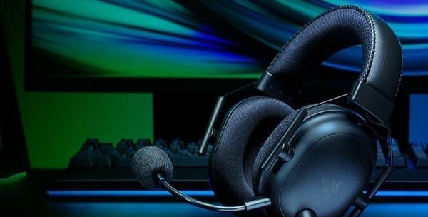 Góc setup gaming cùng tai nghe Razer BlackShark V2 X PS nShop