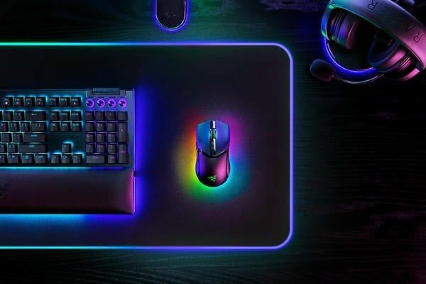 Setup góc làm việc cùng chuột Razer Cobra Pro nShop