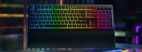 Hệ thống đèn Razer Chroma RGB 10 vùng rực rỡ trên Ornata V3 nShop