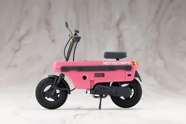 nShop bán Emma Koishikawa Nocturne with Honda AB12 MOTOCOMPO - JK077 trang trí showroom xe máy độc đáo